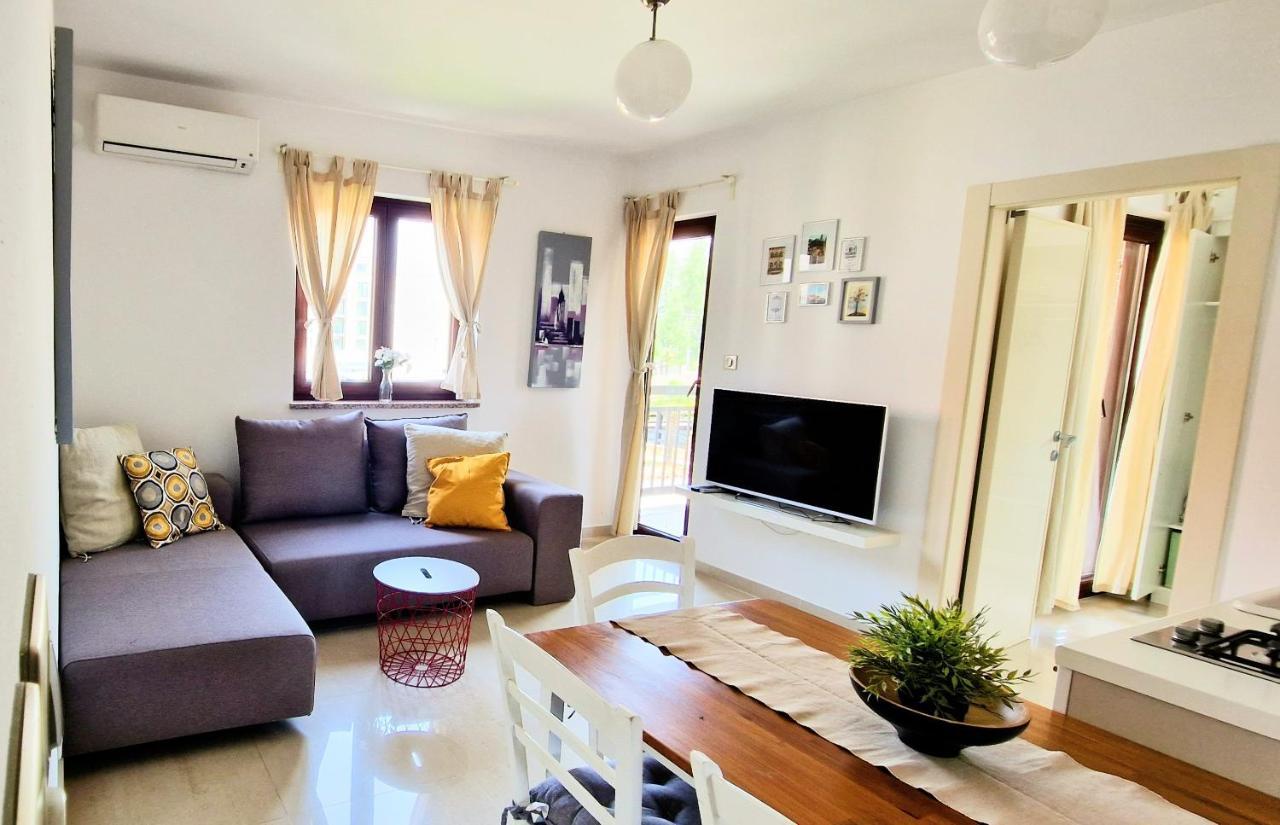 Apartments Villa Alba II 포레치 외부 사진